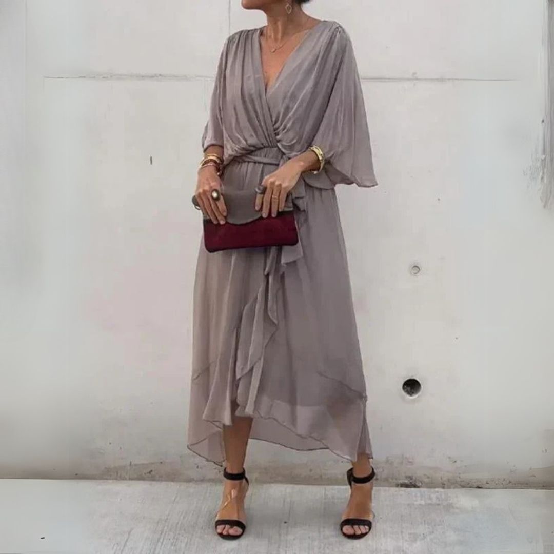 Fátima | Sukienki z dekoltem w kształcie V