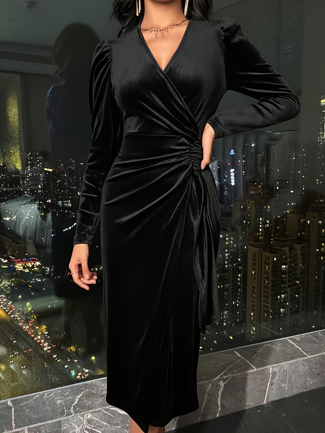 Emilia | Aksamitna Sukienka Midi z Marszczeniem