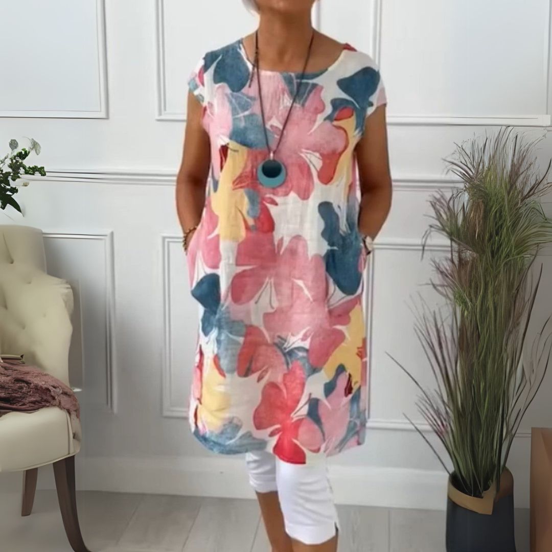 Džalija | Elegancka sukienka z motywem motyli i okrągłym dekoltem