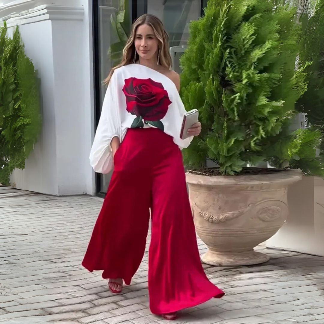 Brigitka | Kwiatowy komplet o eleganckim kroju