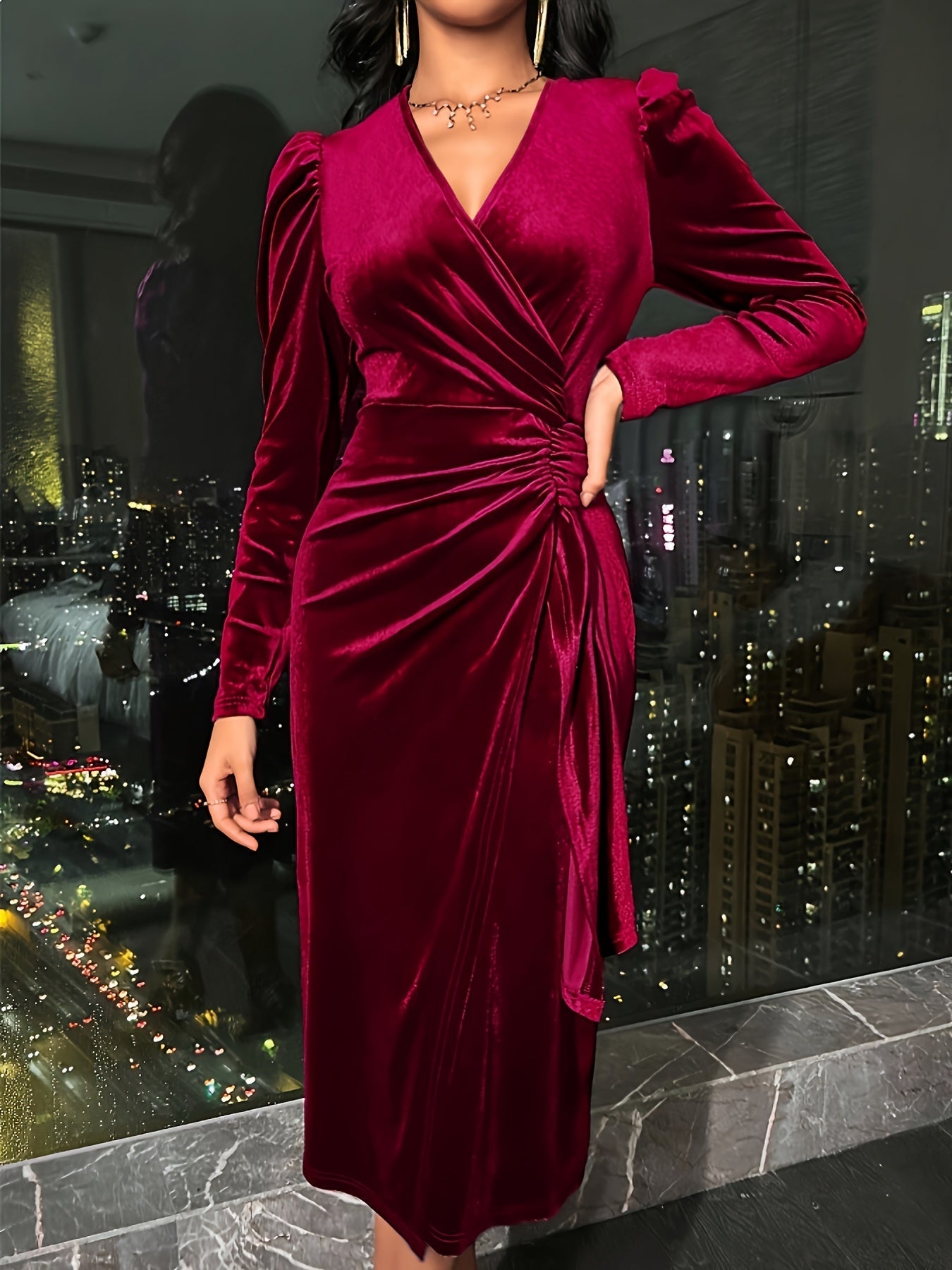 Emilia | Aksamitna Sukienka Midi z Marszczeniem